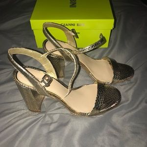 Gianni Bini, Mckaria, Gold block heel